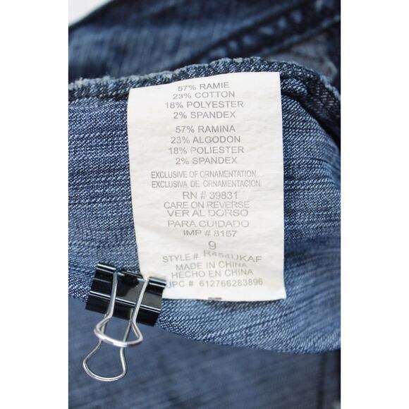 Rewind Capri Button Hem Jeans Women 9 Mid Rise Flat Front Stretch Blue Pants - Picture 12 of 13